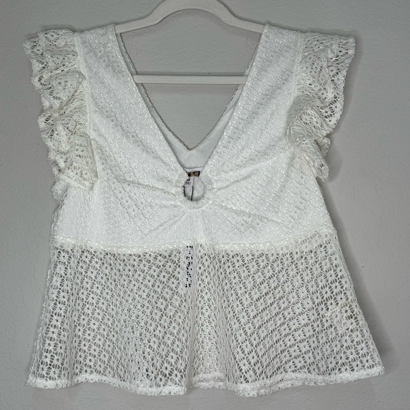STEVE MADDEN Key to My Heart White Lace Ruffle Sleeve Top - Picture 7 of 11